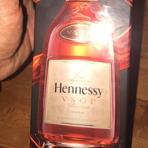 Meet your Posher, Leiland